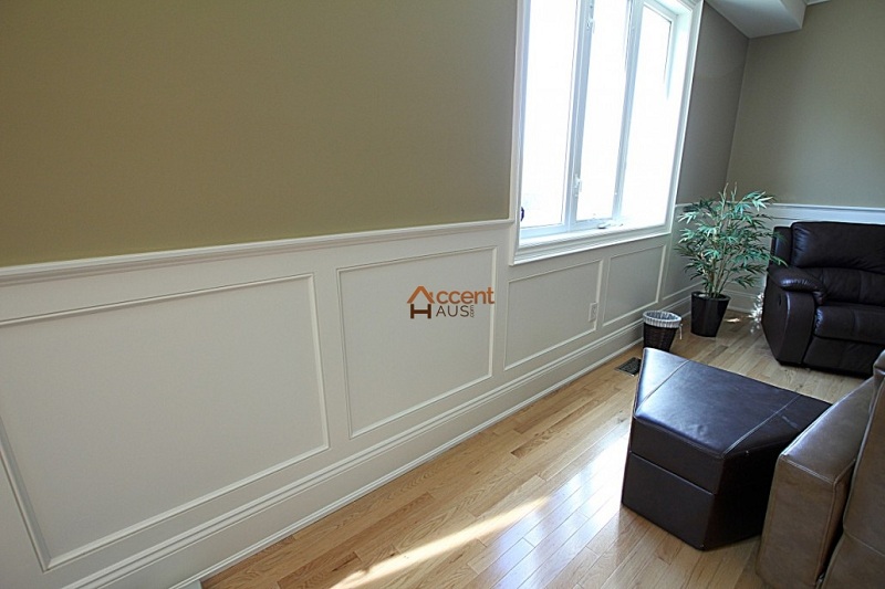 Luxurious Wainscoting And Wall Decorations For Your Home